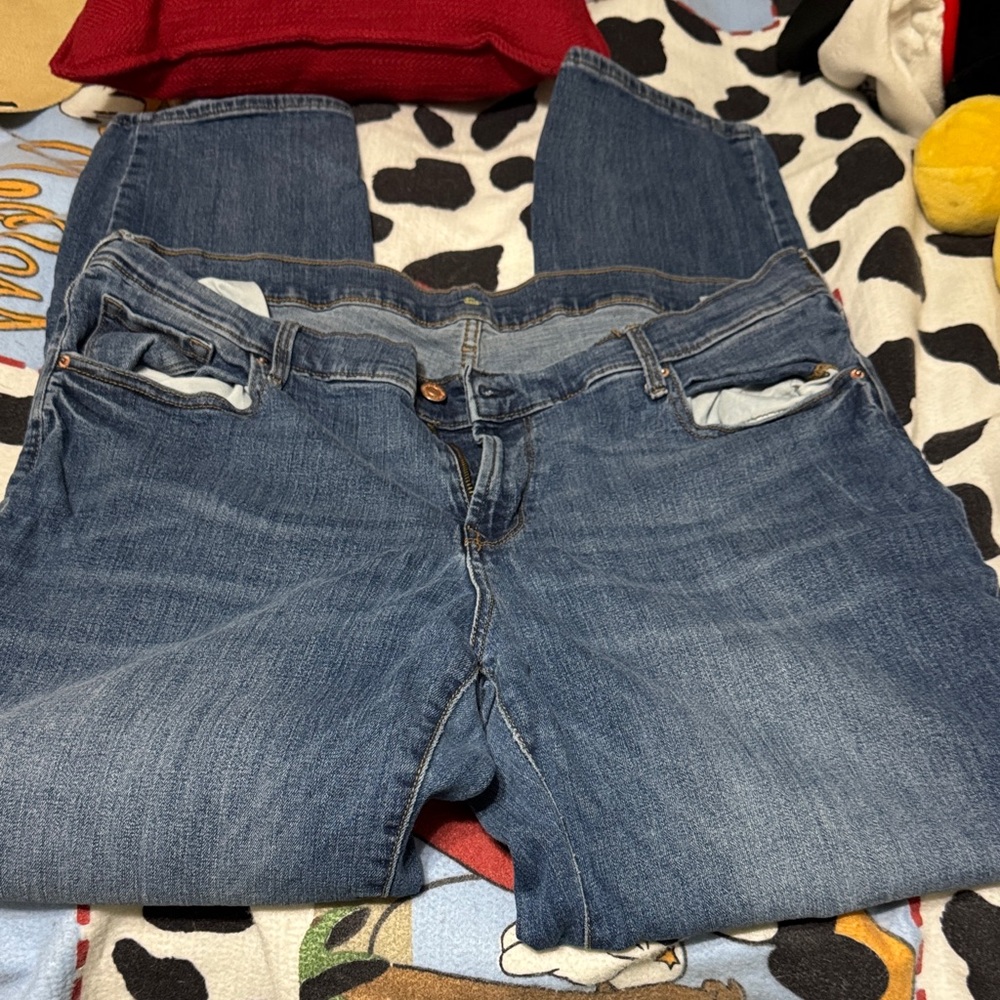 Old Navy Women's Straight Leg long Blue Jeans